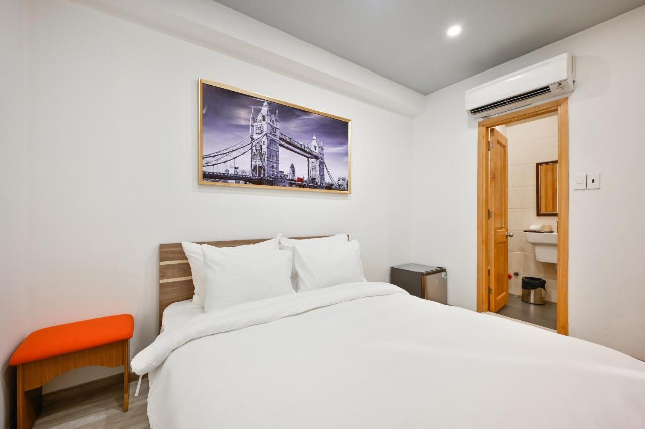 The Noble Swan Hotel Saigon Ho Chi Minh City Exterior photo